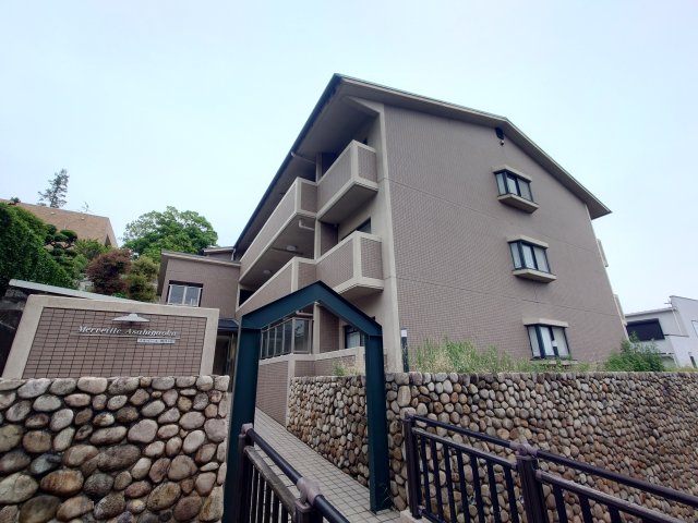 芦屋市朝日ケ丘町の賃貸